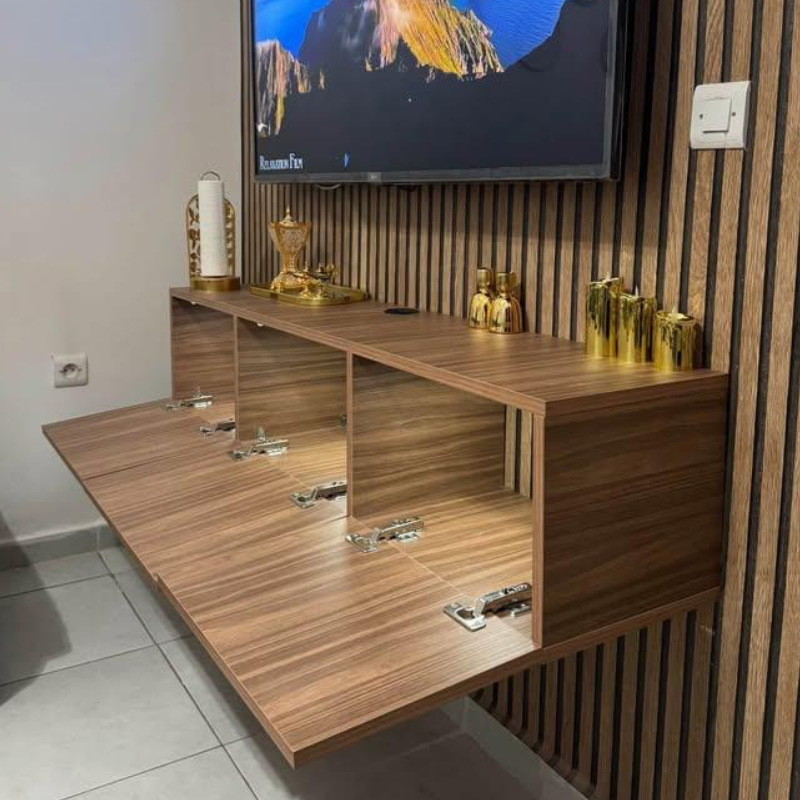 Meuble TV Suspendu - 3 Portes